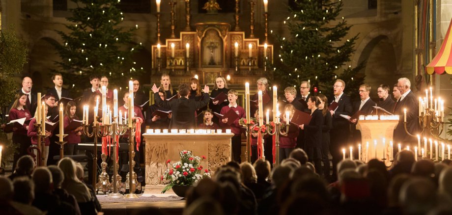 Lichterkonzert des SI-Clubs Koblenz (Soroptimist International) in der Basilika St. Kastor.