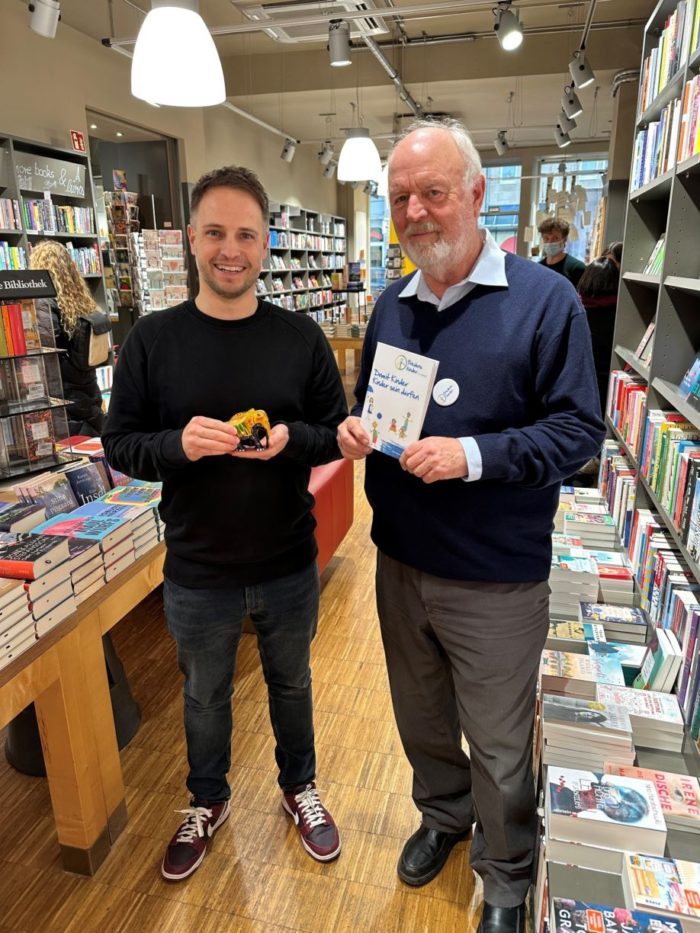 Buchhandlung Reuffel unterstützt auch die Friedenskinder – Friedenskinder